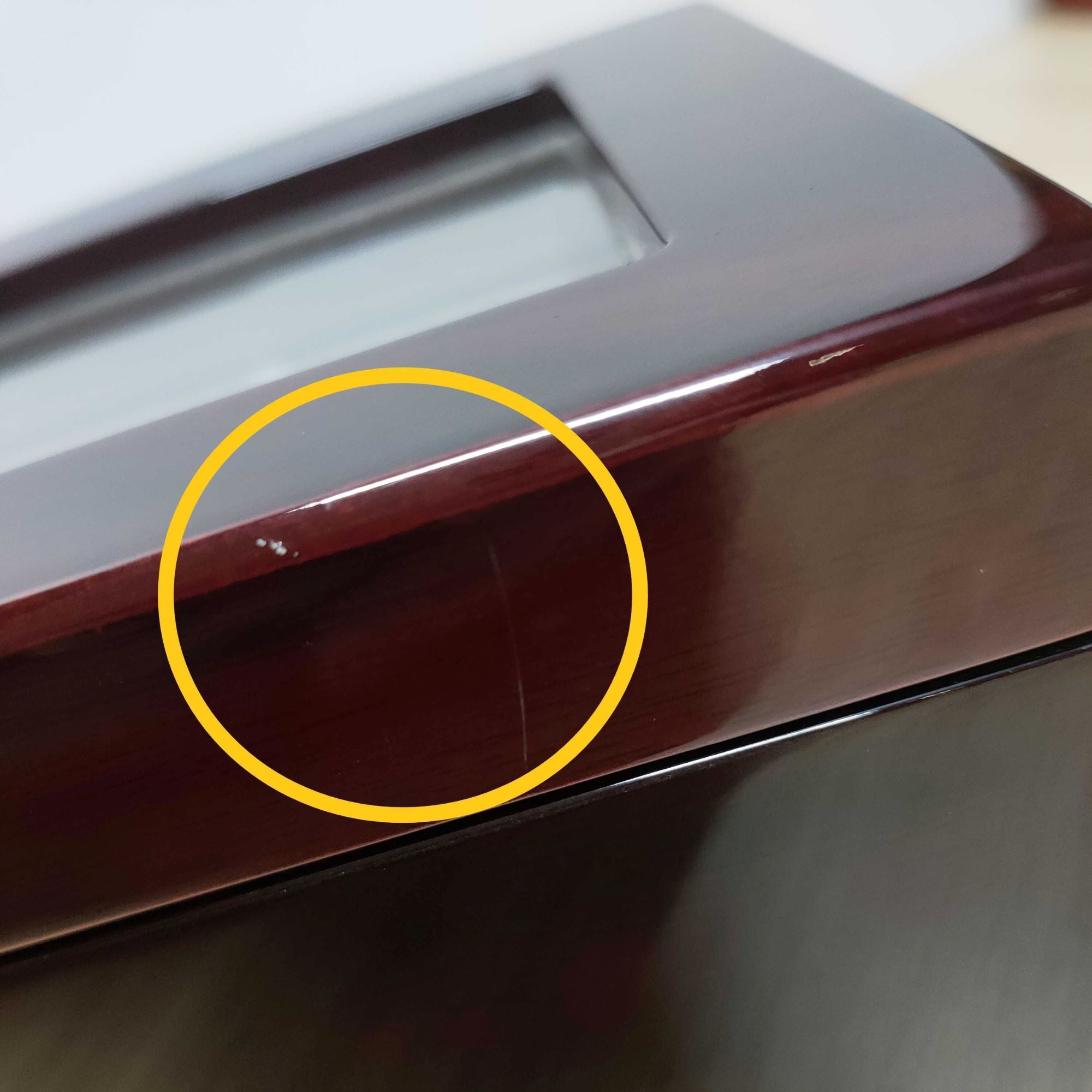Seconds - Long Watch Box with Glass Top 6 Compartments in Mahogany (a) Seconds Clinks 